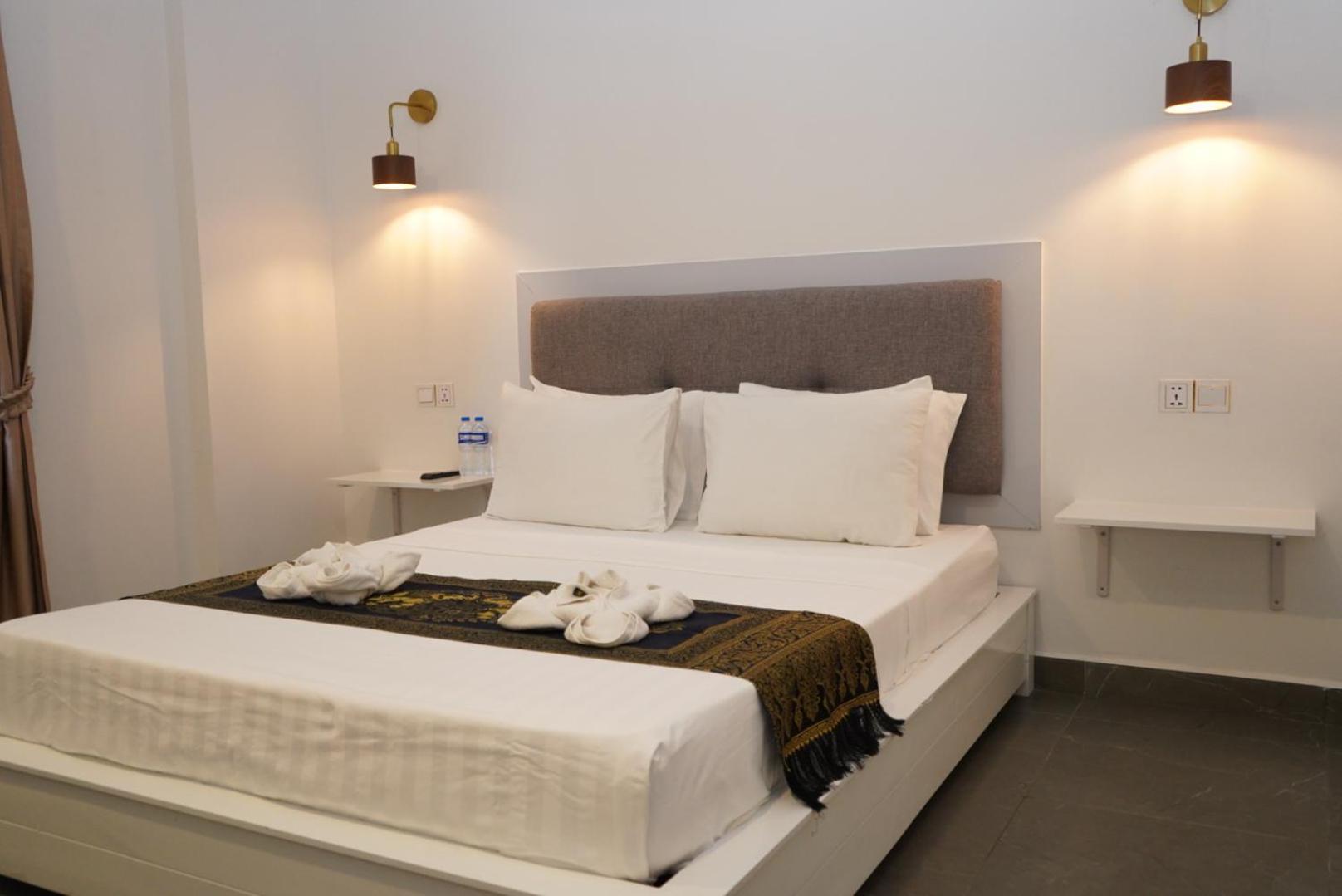 Bliss & Beats Hostel พนมเปญ ภายนอก รูปภาพ