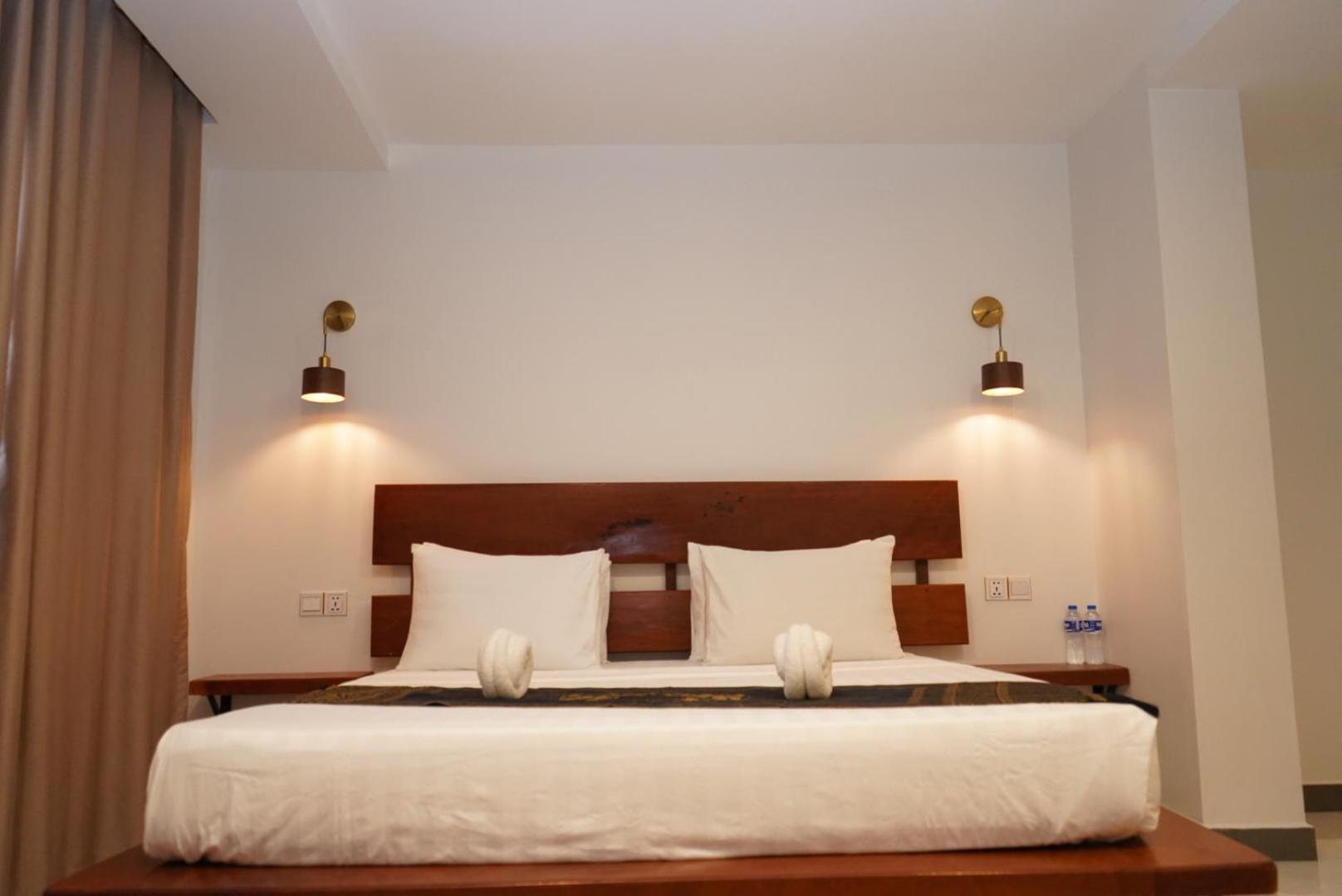 Bliss & Beats Hostel พนมเปญ ภายนอก รูปภาพ