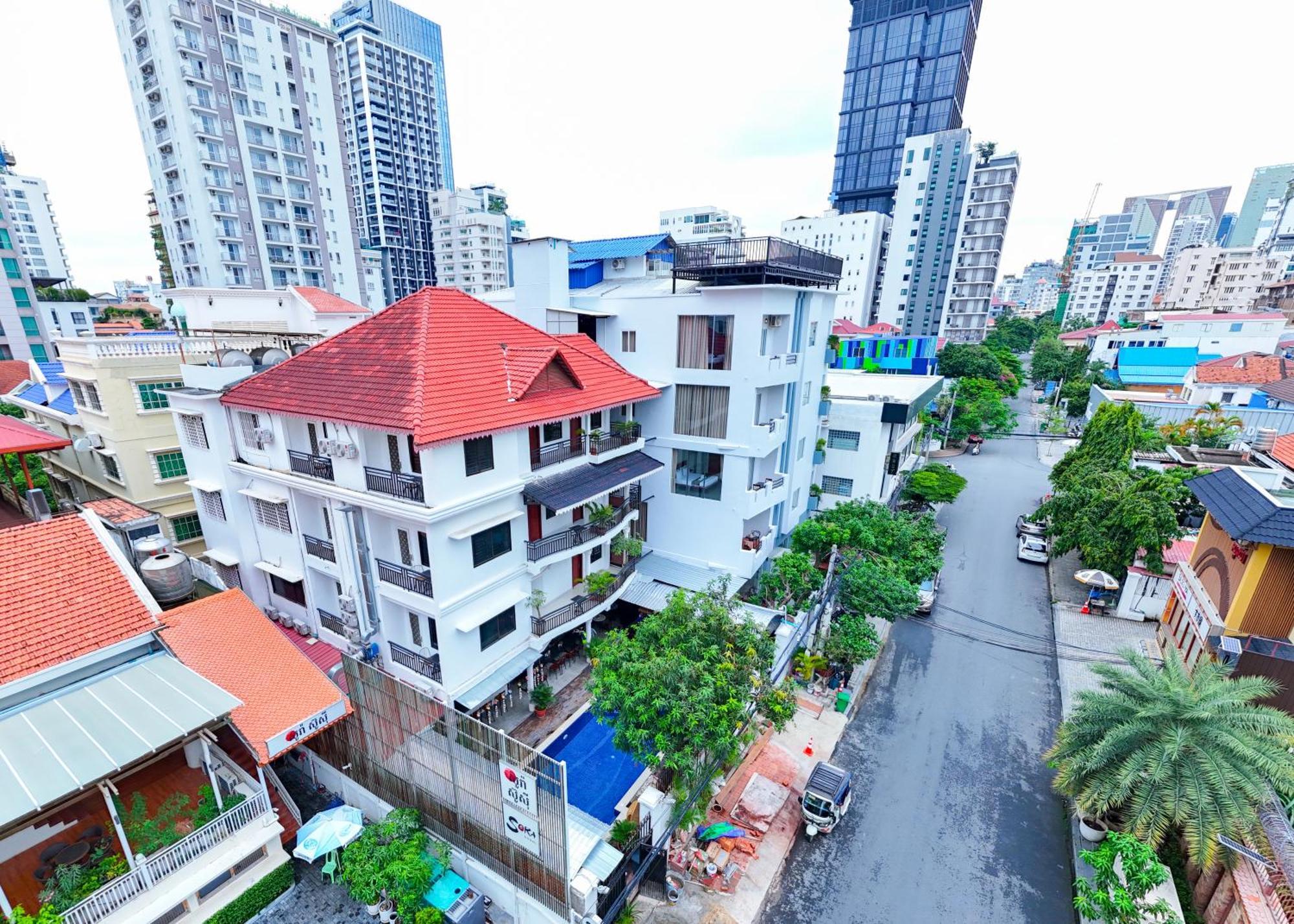 Bliss & Beats Hostel พนมเปญ ภายนอก รูปภาพ