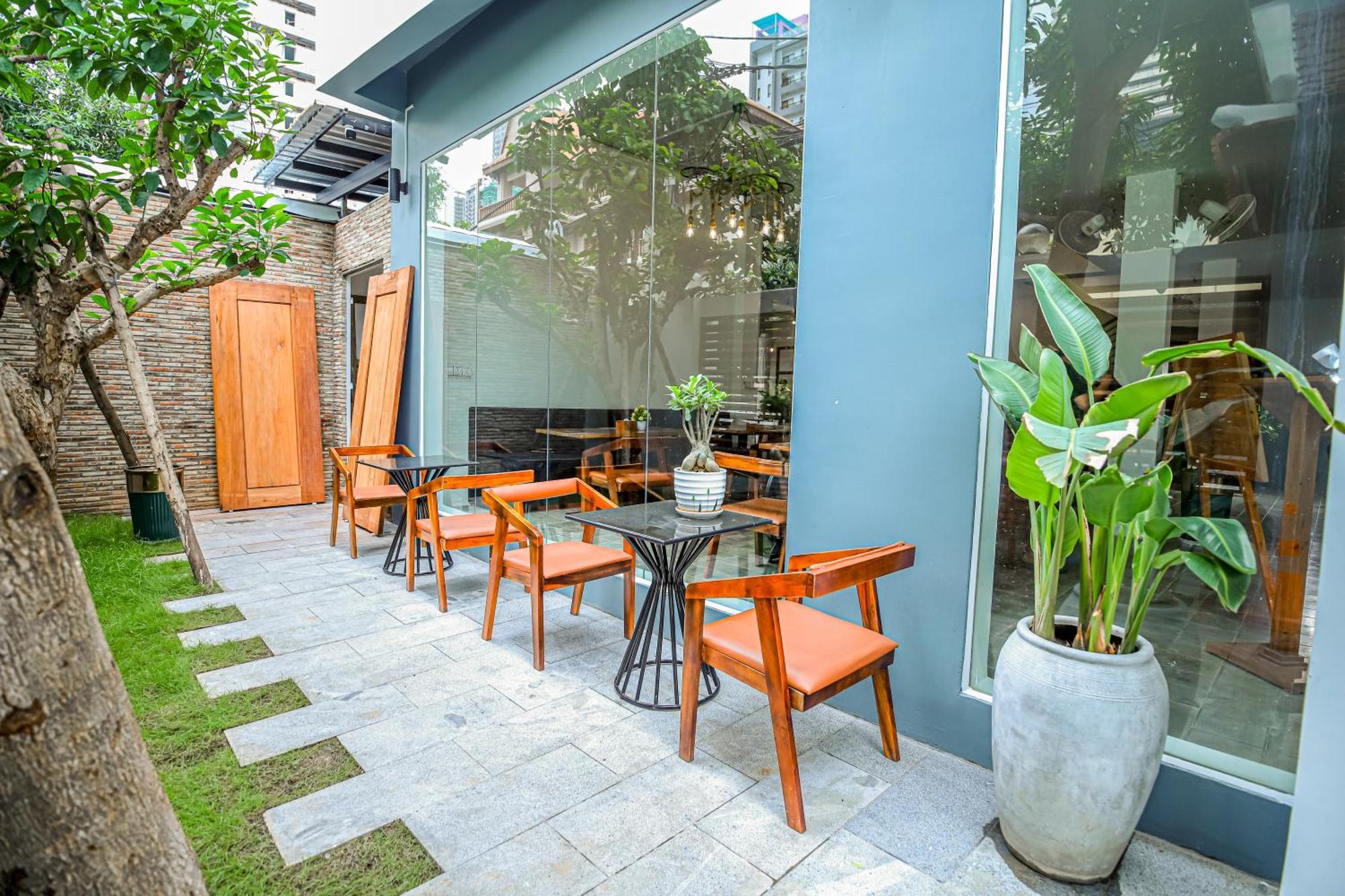 Bliss & Beats Hostel พนมเปญ ภายนอก รูปภาพ