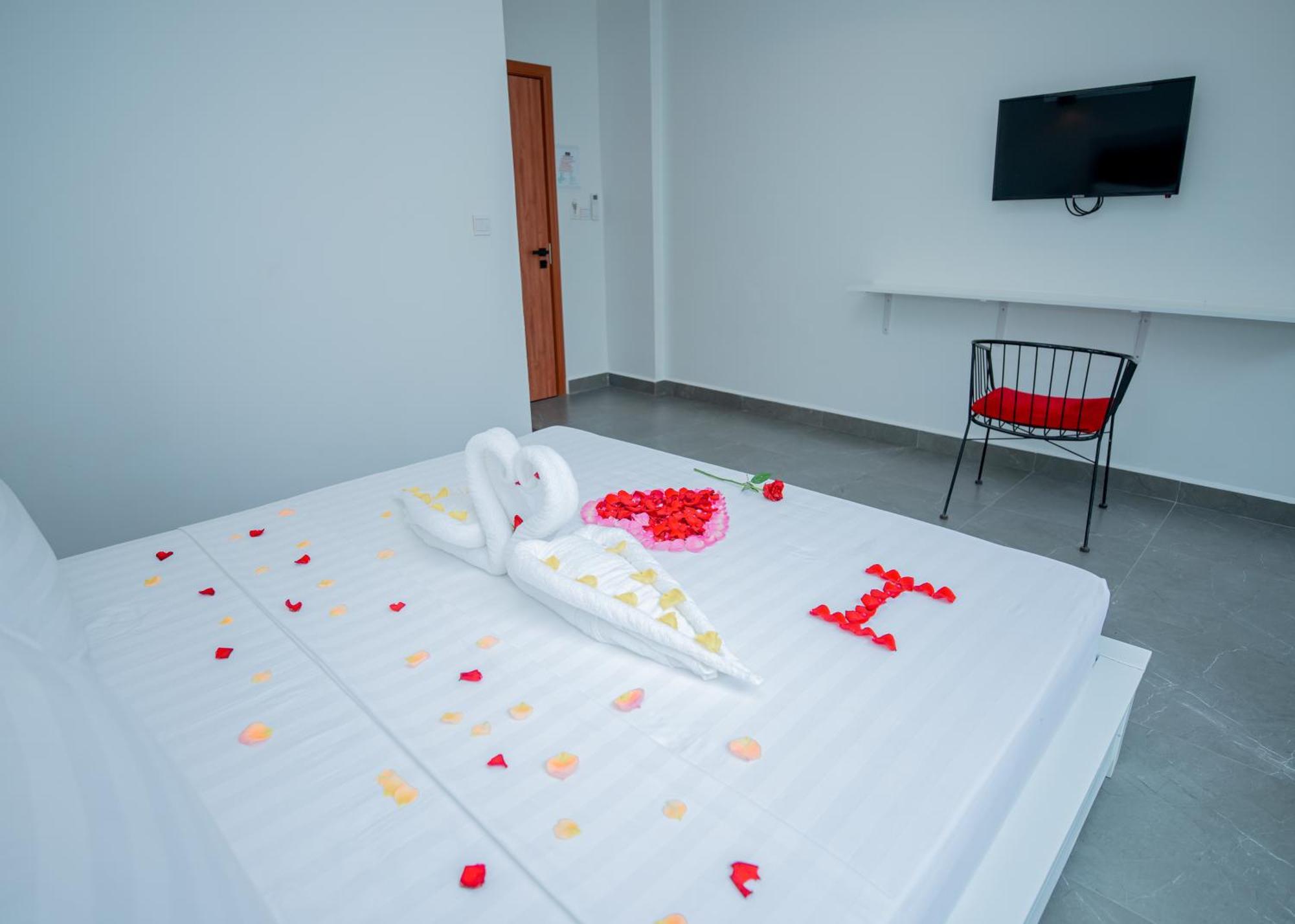 Bliss & Beats Hostel พนมเปญ ภายนอก รูปภาพ