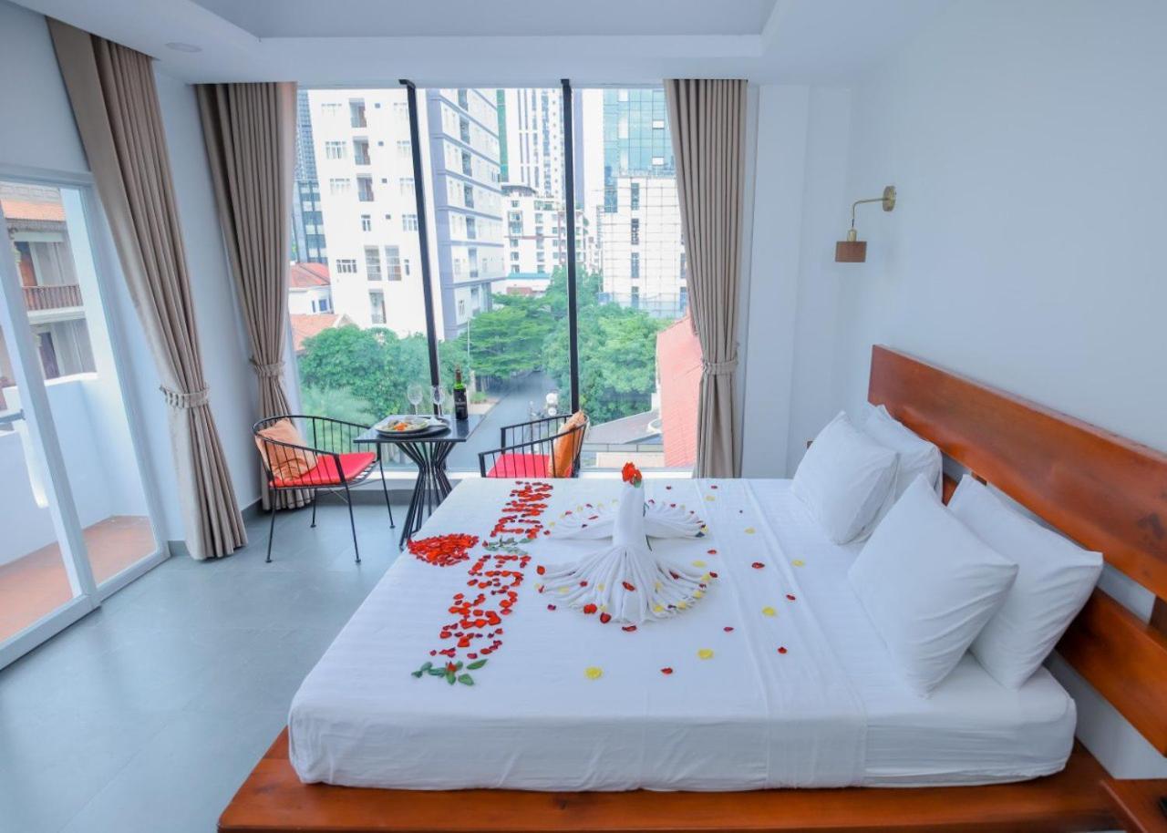 Bliss & Beats Hostel พนมเปญ ภายนอก รูปภาพ