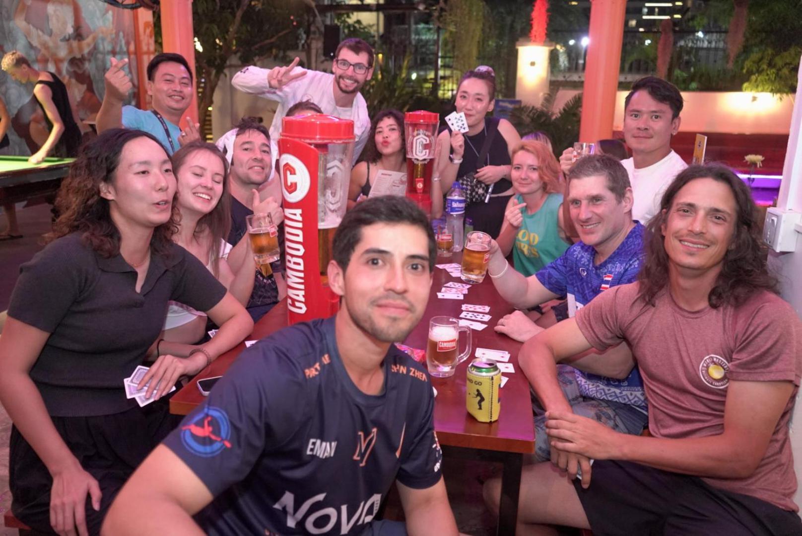 Bliss & Beats Hostel พนมเปญ ภายนอก รูปภาพ